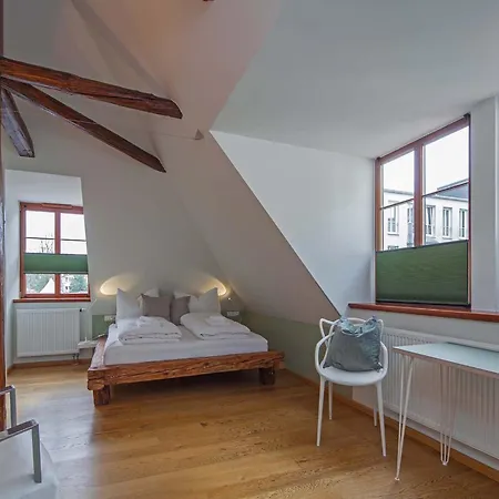 Hotel Boutique Am Schillerplatz 3*