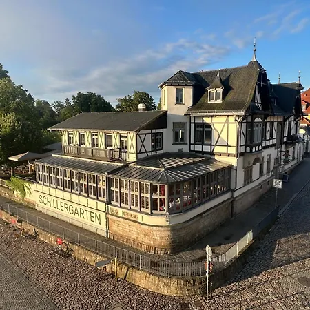 Boutique Am Schillerplatz Hotel 3*