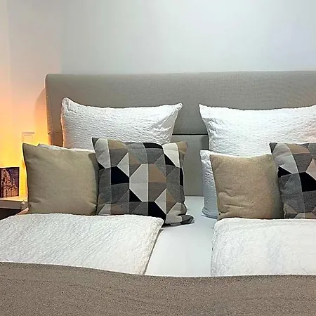 Boutique Am Schillerplatz 3*