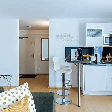 Boutique Am Schillerplatz Hotel 3*