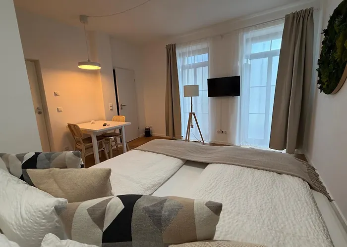 Boutique Am Schillerplatz 3*