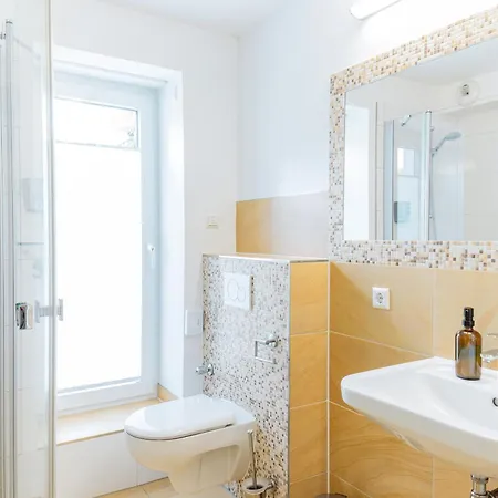 Boutique Am Schillerplatz Hotel 3*